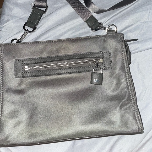 Michael Kors Crossbody Bag - Picture 1 of 3